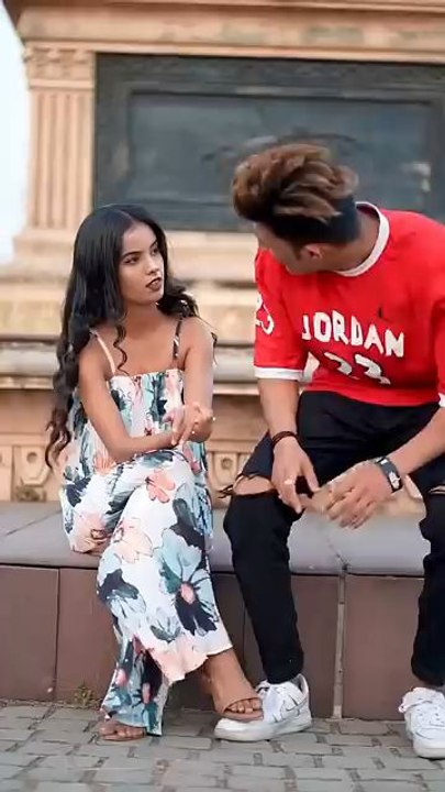 Dhokebaaz Girlfriend Mast funny video 🤣 .
