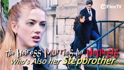 She married first and then fell in love, and after many hardships, she finally found happiness.