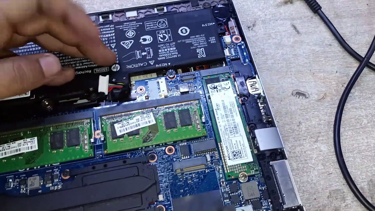 hp elitebook g30 g5 caps lock blinking 7 times - blank screen - issue