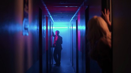 Entre plumas falsas y balas verdaderas | movie | 2025 | Official Trailer