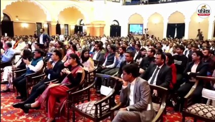 मुख्यमंत्री डॉ. यादव ने राष्ट्रीय जल पुरस्कार के लिए किया कलेक्टर, जिपं सीईओ का सम्मान