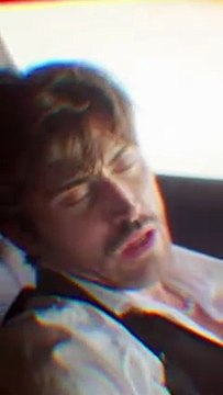 A car accident causes two strangers who meet by chance to swap the souls inside their bodies