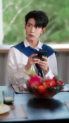 [Completed] After transmigrating into the body of a pampered, fake heiress in a wealthy family, she could gain 10 billion yuan simply by being kicked out. She spent her days causing trouble, tearing apart her scheming sister, kicking