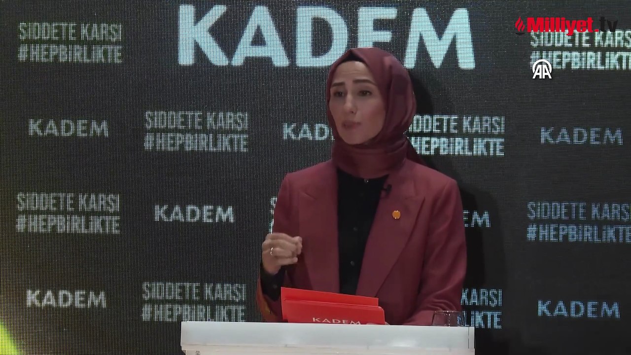 Kenan İmirzalıoğlu'nun duygusal anları! Eşi Sinem Kobal elini bırakmadı