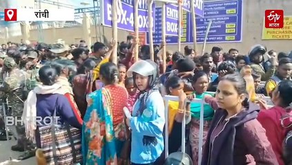 IND vs SA ODI: टिकट काउंटर पर धीमी रफ्तार से लोग परेशान, सुरक्षा व्यवस्था पर उठाए सवाल