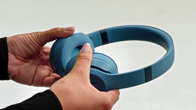 Beats Solo 4 - Wireless On-Ear Bluetooth Headphones