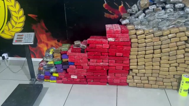 Uma tonelada de drogas é apreendida em casa no Triângulo Mineiro