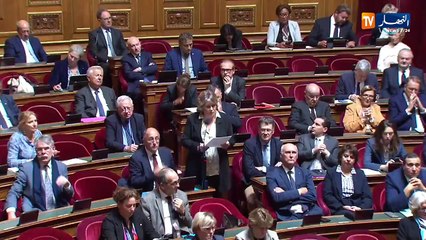 فرنسا ..بعد اسقاط موازنة 2026... المعارضة تطالب بحل البرلمان واستقالة ماكرون