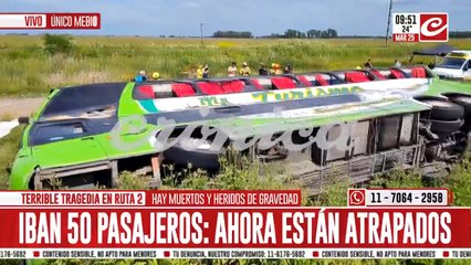 Tragedia y muerte en la Ruta 2: así quedó el micro accidentado en Mar Chiquita