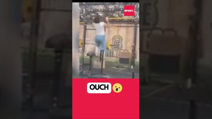OUCHHHHH #sports #mdr #foryou #tiktok #lol #funnyvideo #wtf #workout