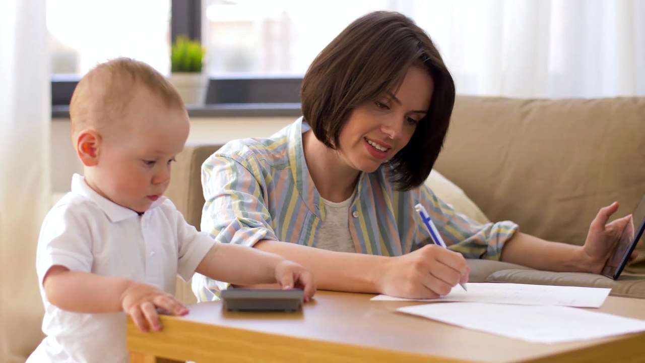 BONUS NUOVI NATI 1.000€: INPS ti avvisa! Come funziona il servizio