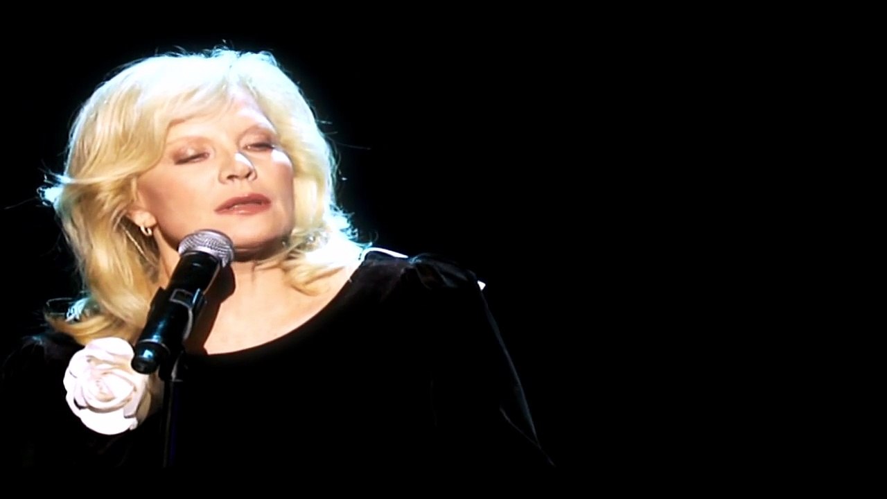 SYLVIE VARTAN — LA VIE D’ARTISTE — (LÉO FERRÉ / LÉO FERRÉ – CHARLES SAUT) | SYLVIE VARTAN A L’OLYMPIA BRUNO COQUATRIX | 2009