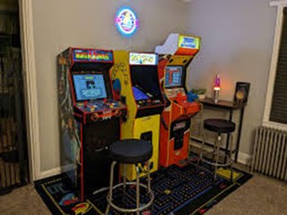 Des bornes d'arcade très mystérieuses.