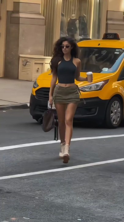 Walk Like a Queen 💥
