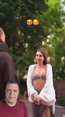 Crie uma foto de casal super criativa com as mãos e a palavra LOVE! ❤️👩‍❤️‍👨