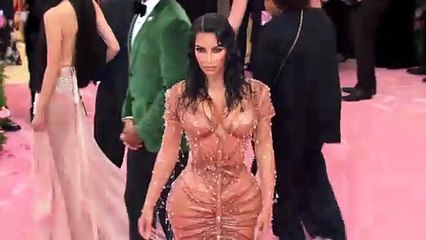 Kim Kardashian's Wearing Nikes & Everyone Thinks It's A Message To Kanye West