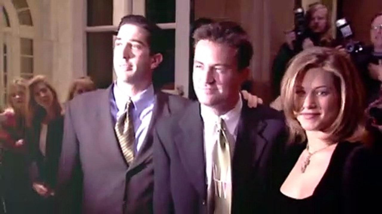 Jennifer Aniston & David Schwimmer Romance Rumors, Farrah Abraham Returning To ‘Teen Mom’ Franchise!