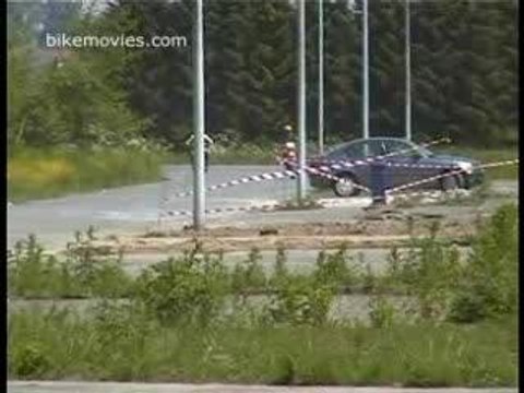 Moto cross weeling crash 2 motos