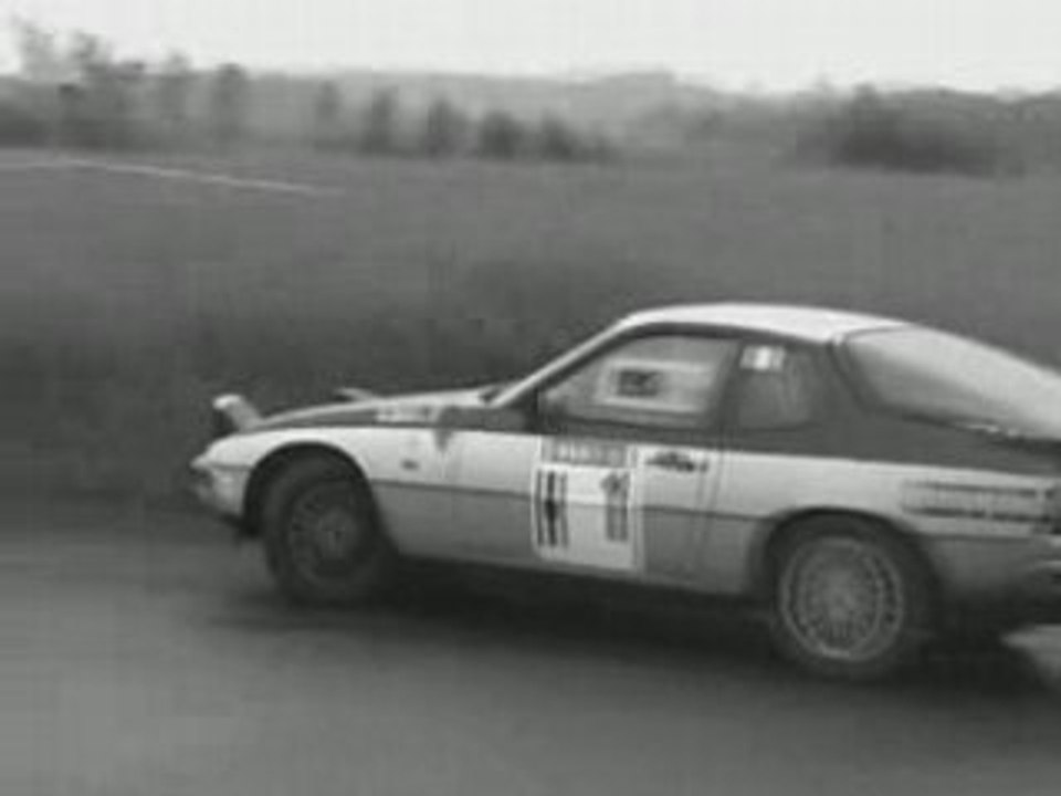 PORSCHE 924 RALLYE
