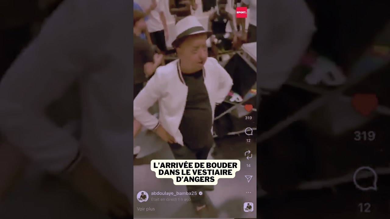 L'arrivée de Bouder dans le vestiaire d'Angers #football #ligue1