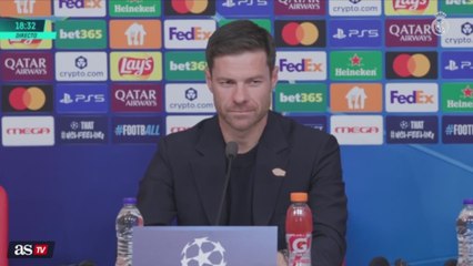 Xabi Alonso afronta las preguntas sobre su futuro