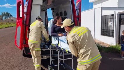 Motociclista fica ferida após colisão com caminhonete na Região da FAG