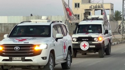 하마스, 인질 추정 시신 송환...발견 뒤 송환 늦어져 / YTN