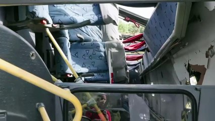 Acidente Grave na BR-232: Ônibus da Linha Vitória-Recife Tomba Após Ser Atingido por Caminhão Descontrolado