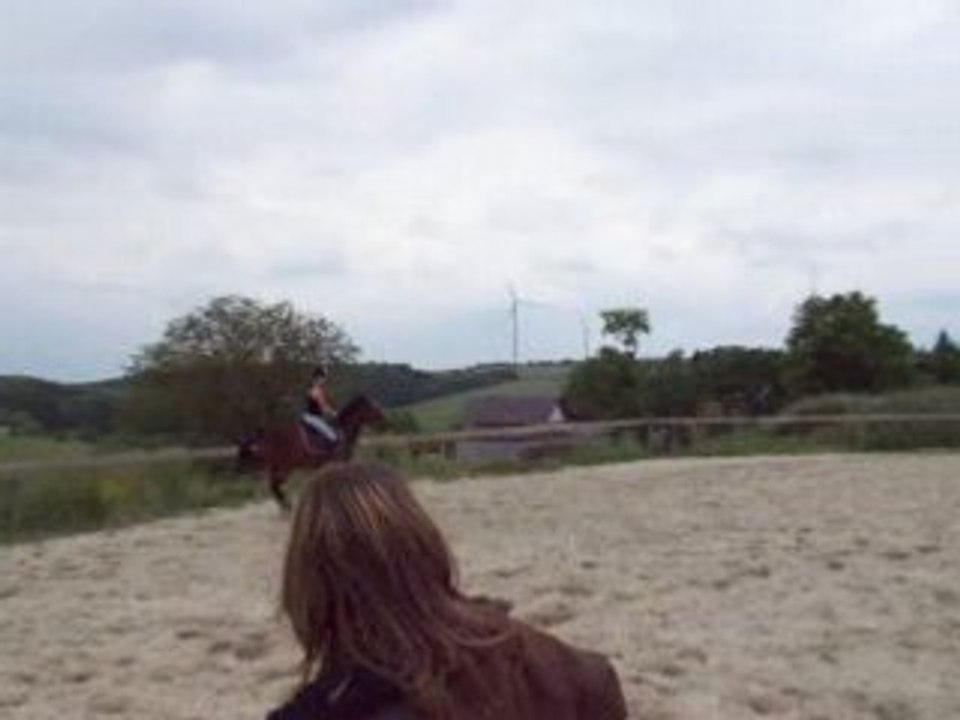 Marie et iaka le 21mai2008 saut3