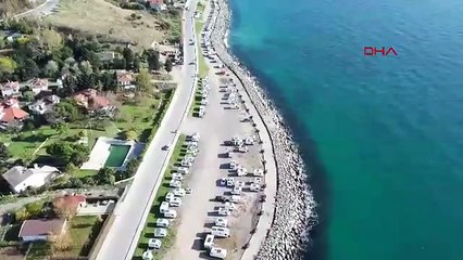 İstanbul Beylikdüzü'nde sahil şeridi karavan parkına döndü