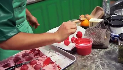 Holiday Baking Championship Season 12 Episode 4