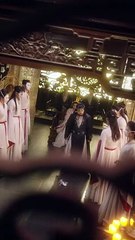 Past life: jerk crushed her heart Reborn, she boots him and wins the general Ex chokes on regret!