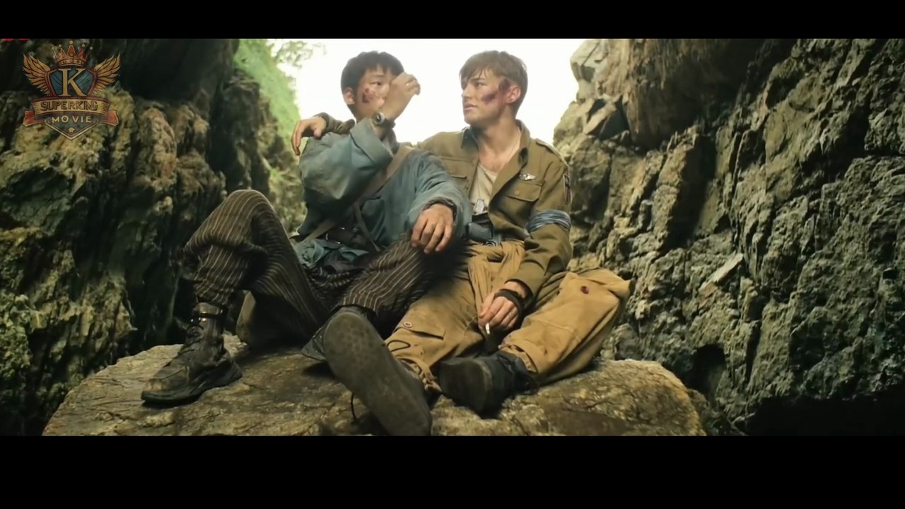 A Pilot Carrying Deadly Secrets But Hunted by Enemy Fighters | Best Movie 2025