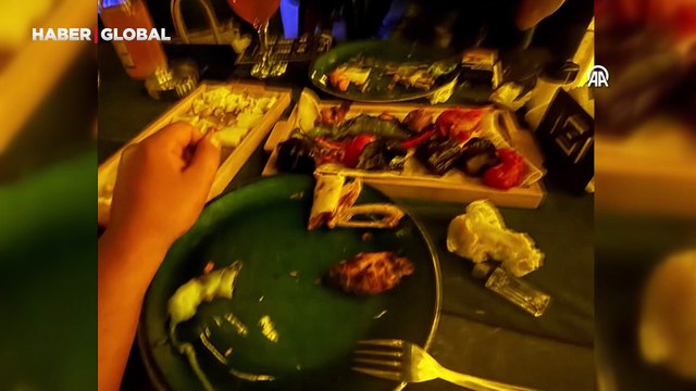 Tavuk şiş 2800 lira, peynir 2500 lira, meyve 2400 lira... Bu yemeğe giden yandı!