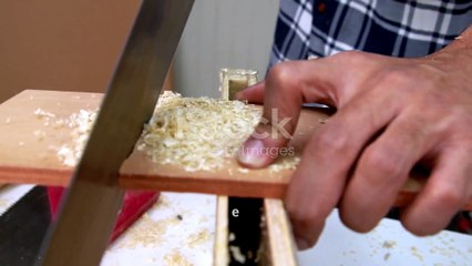 Come Tagliare Tavole di Legno come un Professionista