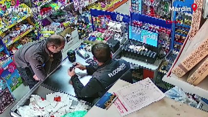 Mardin’de katledilen aile... Babanın alışveriş yaparken görüntüleri ortaya çıktı