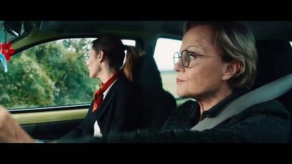 LA PIRE MÈRE AU MONDE Film Extrait - Louise Bourgoin, Muriel Robin