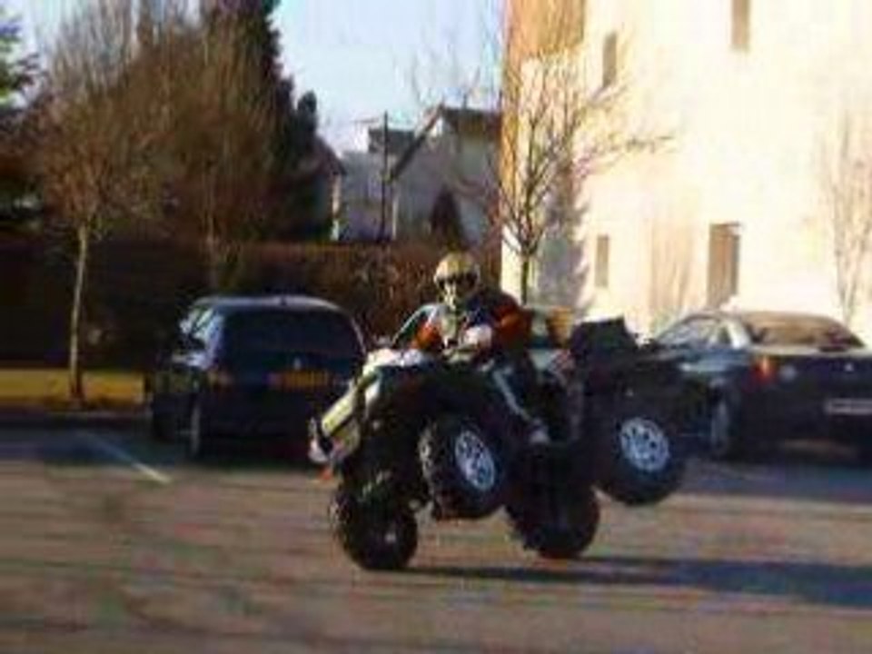 roue lattérale en polaris 800