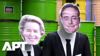 Activists Drench 'EU Leaders' in Green Sludge Over ‘Toxic’ Mercosur Trade Deal | APT