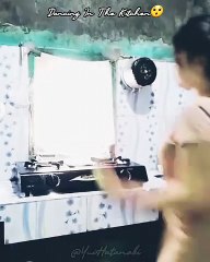 Dancing in the Kitchen🤩