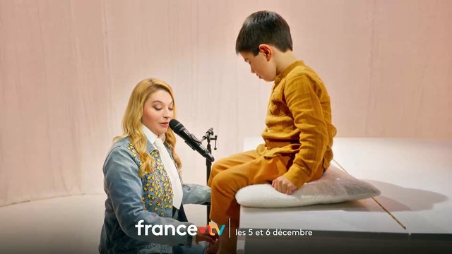 Regardez la bande-annonce de la prochaine édition du Téléthon , qui aura lieu le 5 et 6 décembre, avec la marraine Santa qui chante son titre Popcorn salé - VIDEO
