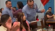 Boy proposes to the girl he adores and her reaction is pure joy