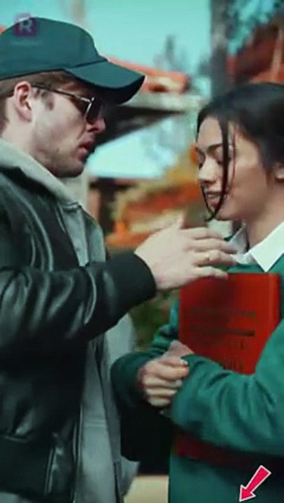 How to Land a Movie Star #drama #romantic #englishdrama #mafia #reelsshorts