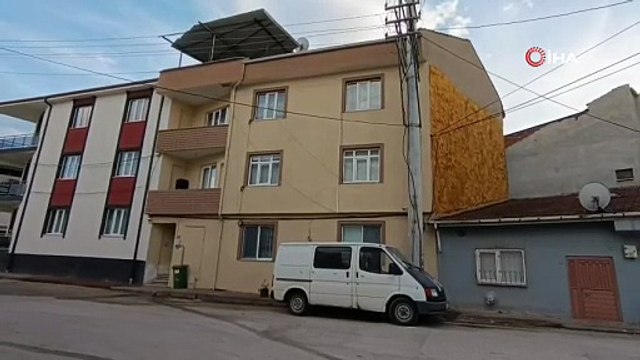 3. kattaki balkondan düşen çocuk yaralandı