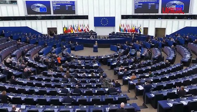 Ucraina, von der Leyen: Le frontiere non possono essere cambiate con la forza