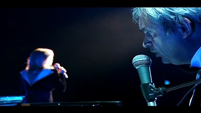 SYLVIE VARTAN — L’AMOUR C’EST COMME LES BATEAUX — (GILLES THIBAUT / ANDRÉ POP) | SYLVIE VARTAN A L’OLYMPIA BRUNO COQUATRIX | 2009