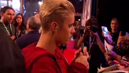 Justin Bieber Feuds With Floyd Mayweather Before Conor McGregor Fight