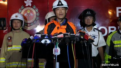 Hong Kong, incendio nei grattacieli residenziali: almeno 13 morti