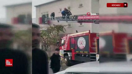 Kocaeli'de alacağını tahsil edemeyen şahıs bıçak çekip binayı ateşe verdi