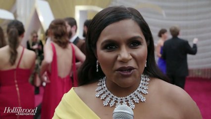 Mindy Kaling Wants Brad Pitt and Laura Dern to Kiss On Stage | Oscars 2020